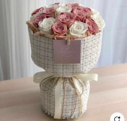 Elegant Round Bouquet of Roses